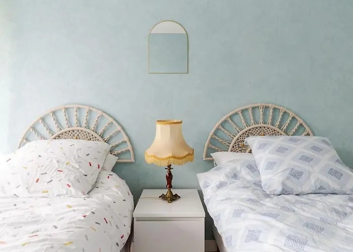 Апартаменты L'elegance A La Bauloise - Proche - Parking Prive Ла-Боль-Эскублак