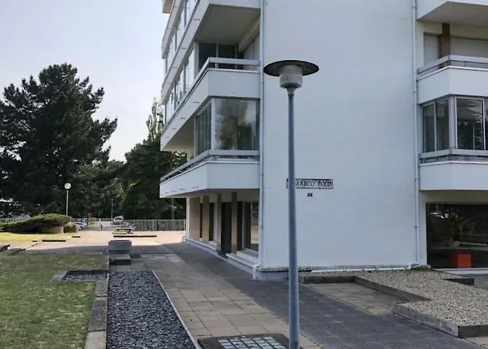 L'elegance A La Bauloise - Proche - Parking Prive Апартаменты